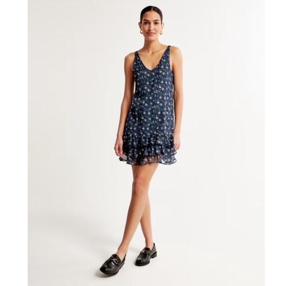 Abercrombie & Fitch Vintage Drop-Waist Mini Dress - Picture 4 of 10